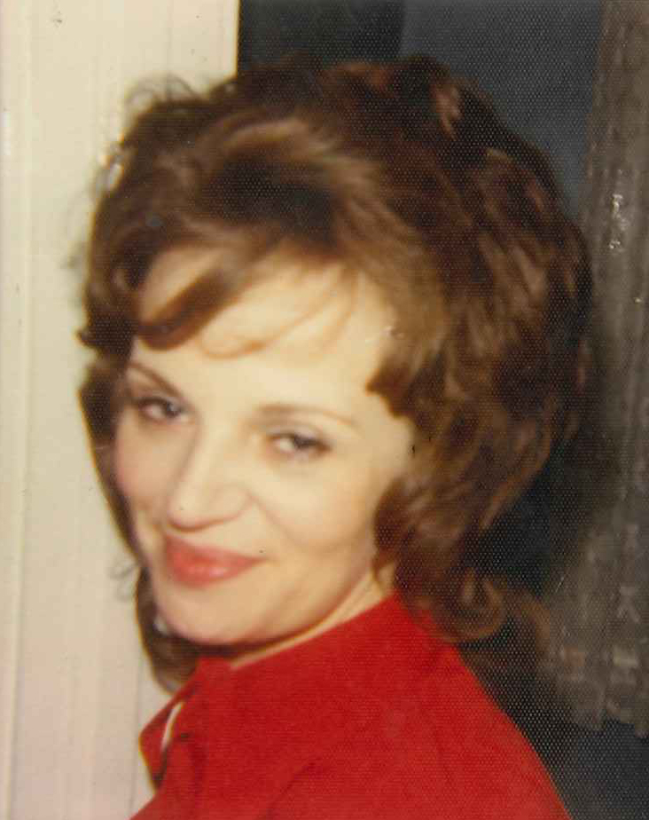 COLLEEN MacEACHERN