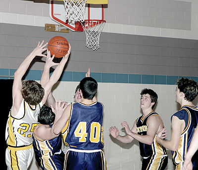 Lunging for the rebound