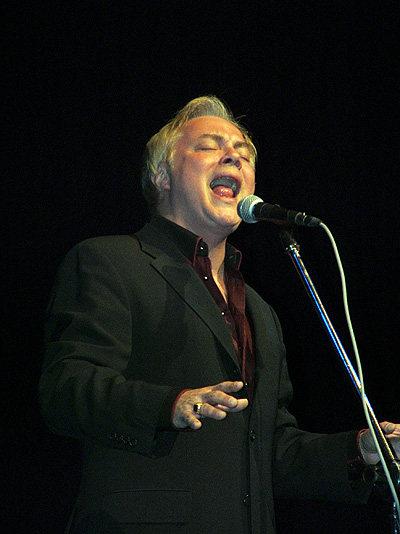 Belting it out