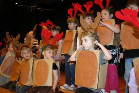 Robert Moore JK/SK Christmas concert