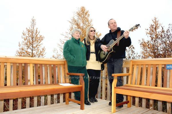 Bench memorial