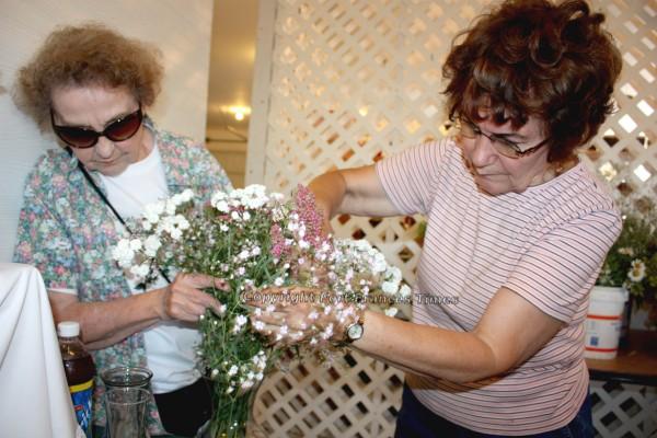 Bouquet building