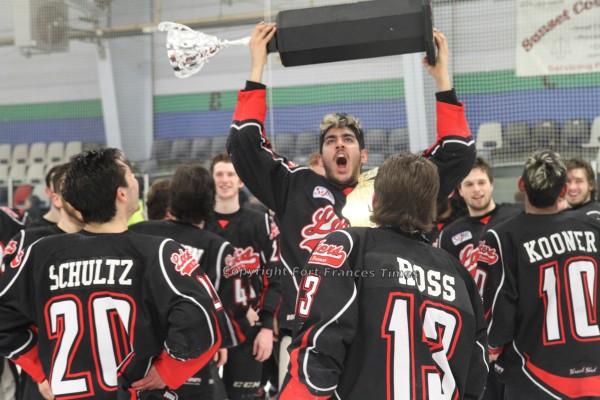 Hoisting trophy