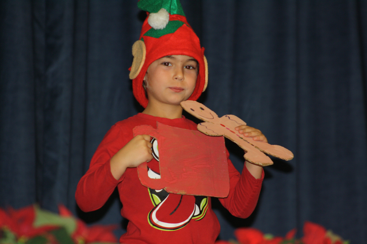 Elf play