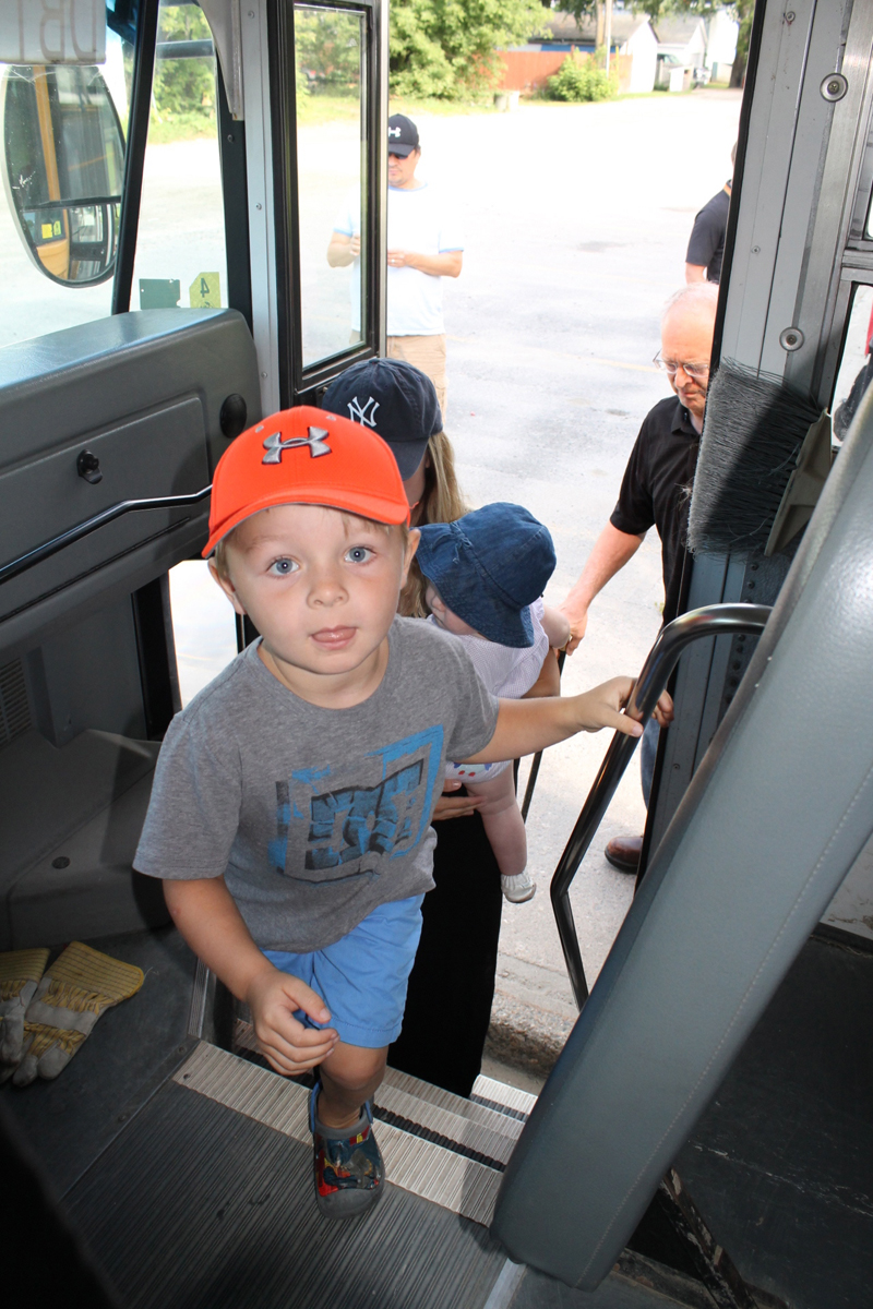 Boarding bus