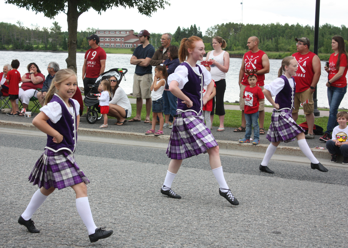 Highland dancers