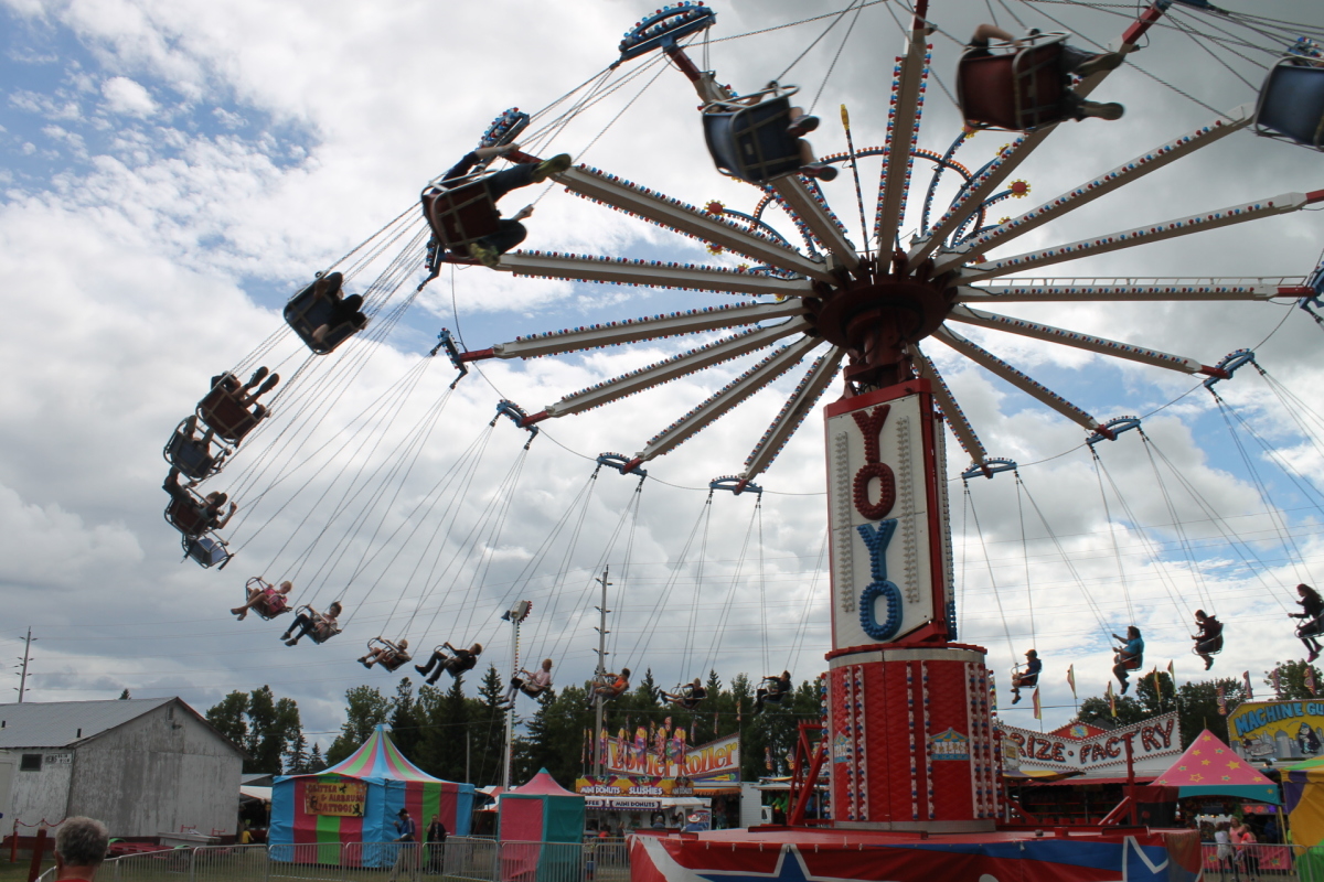 Midway ride