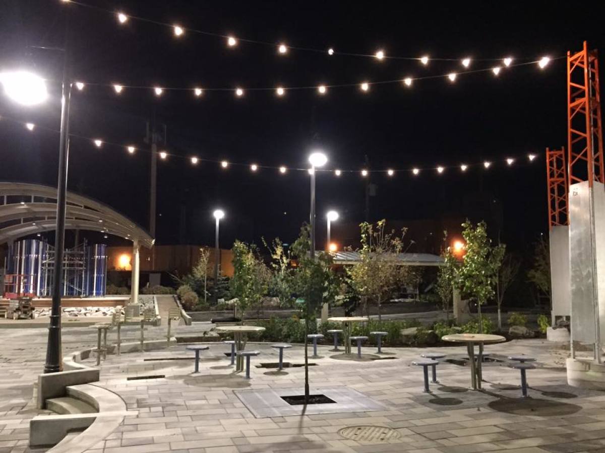 Rainy Lake Square