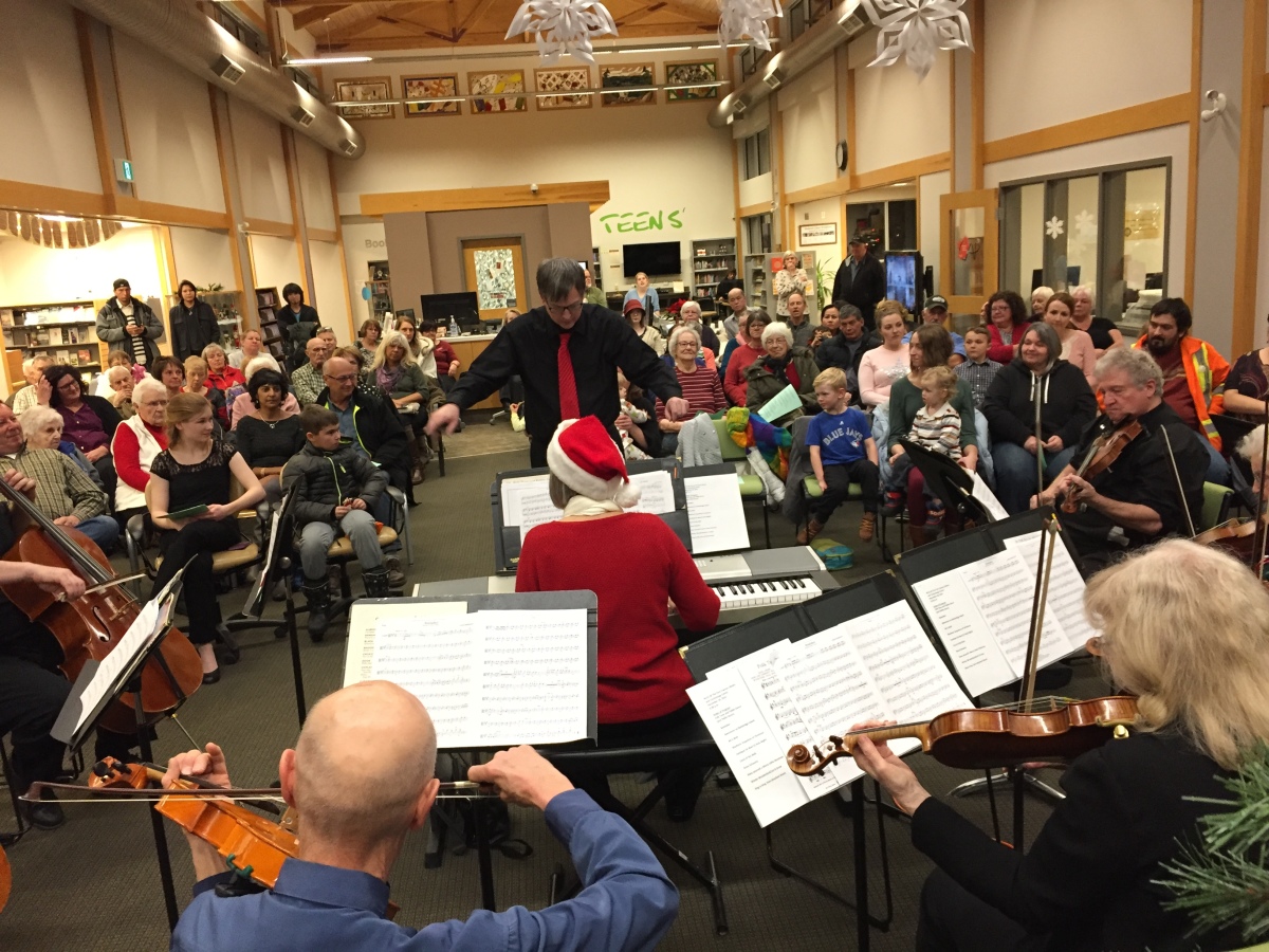 ‘Holiday Melodies’