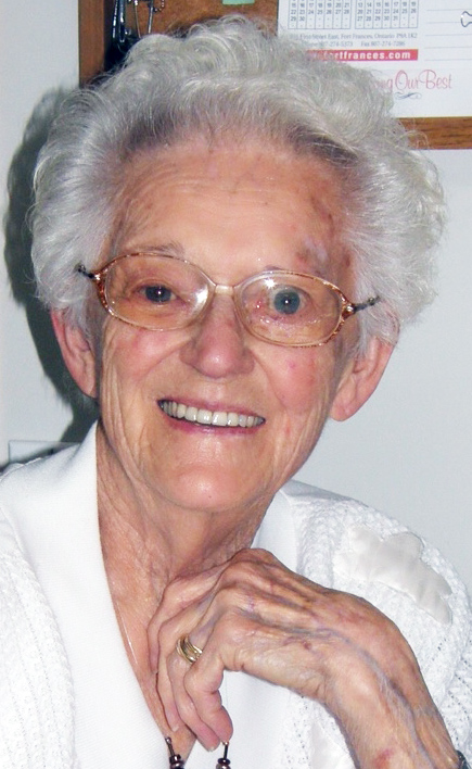 MARIA (MARY) LINDHOLM