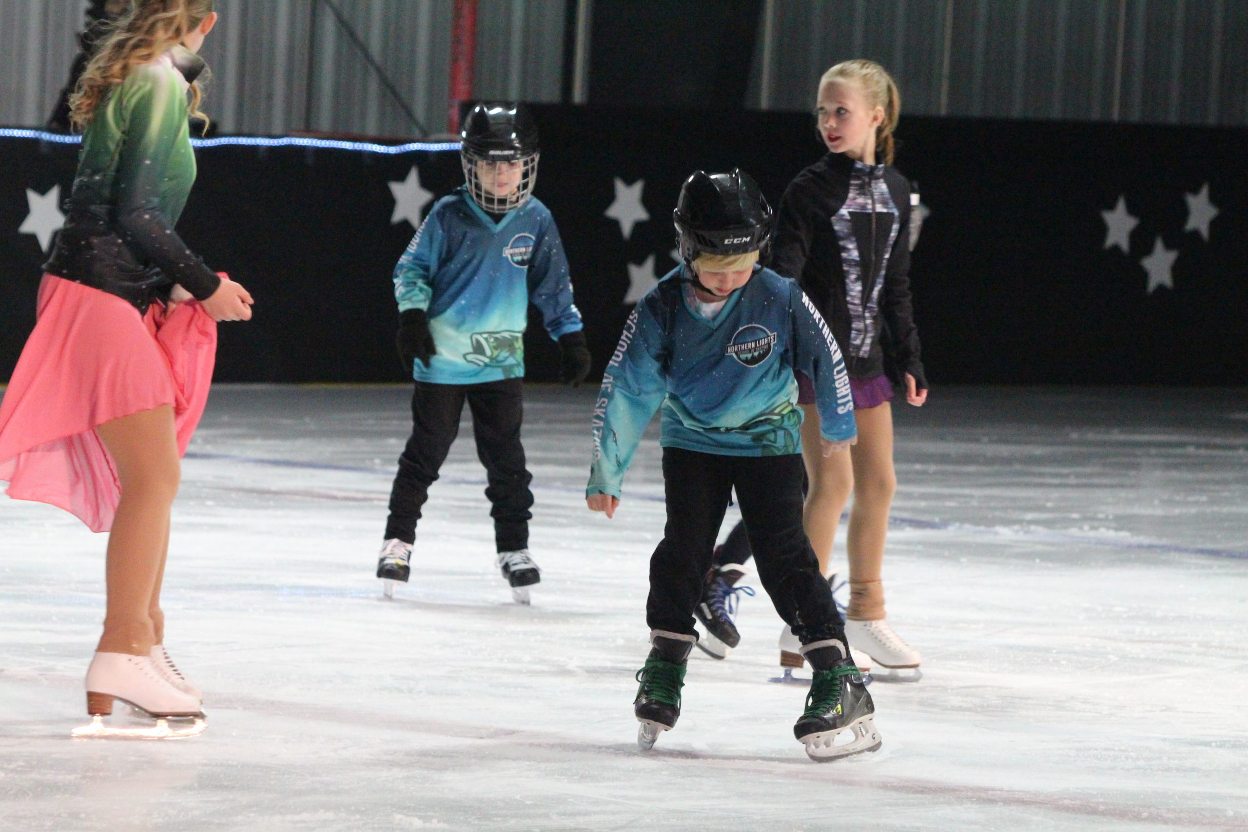 Group skaters #4
