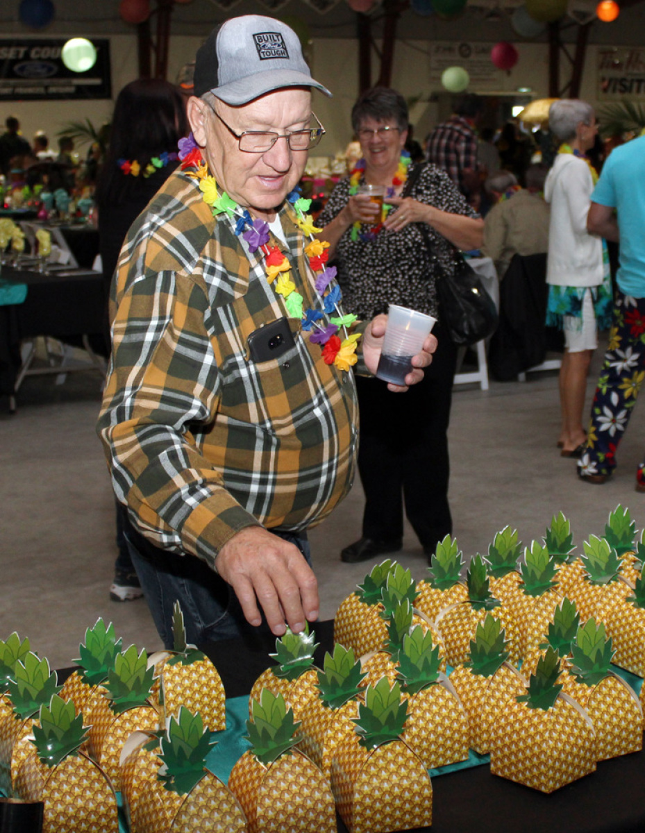 Pick a pineapple