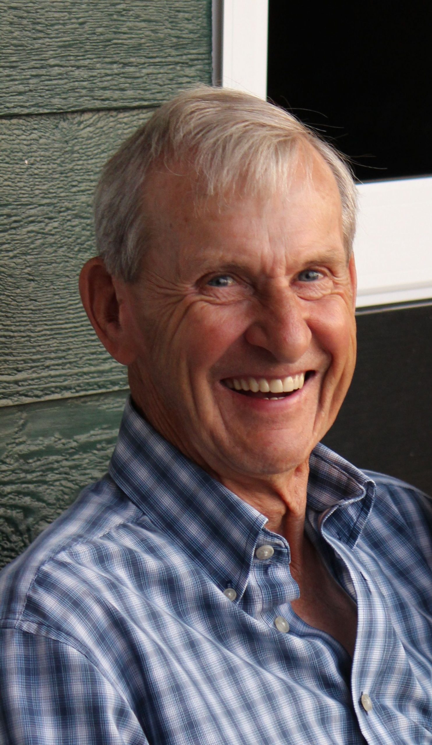 DENNIS CHESTER HUNTLEY