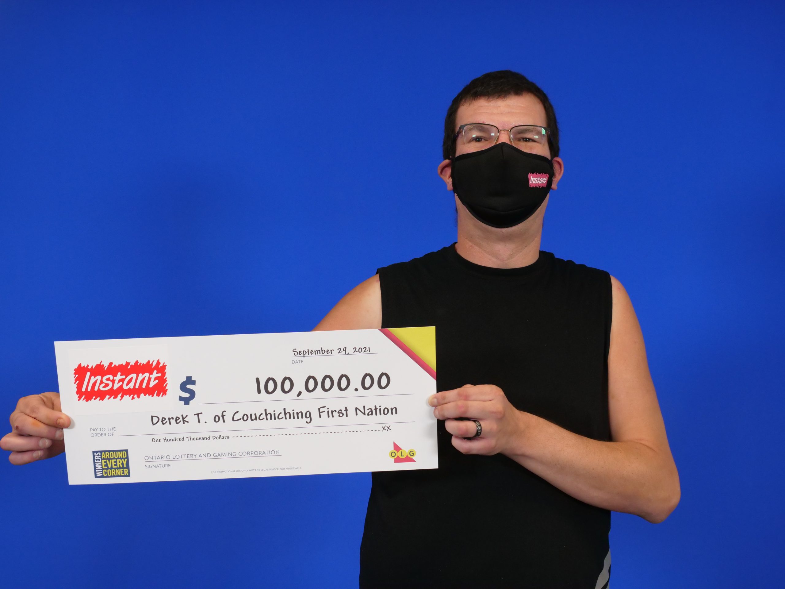 Local man takes top lottery