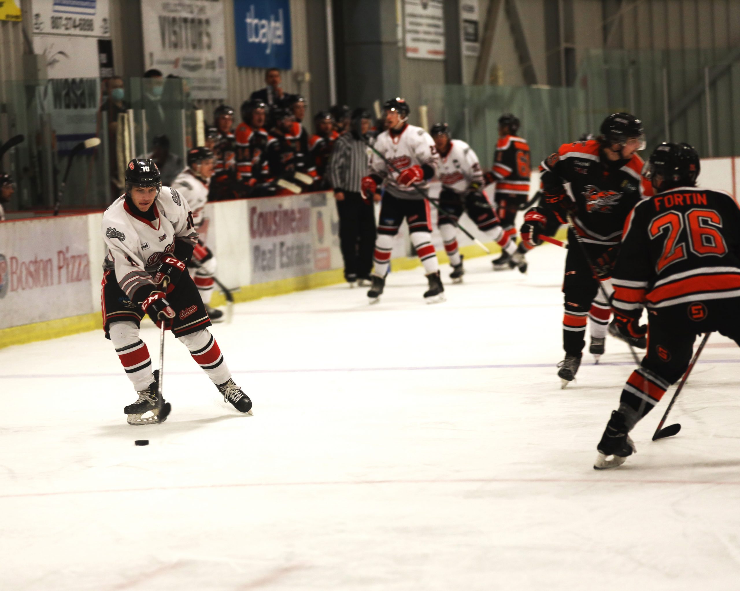 Lakers look to turn things around after tough start to the season