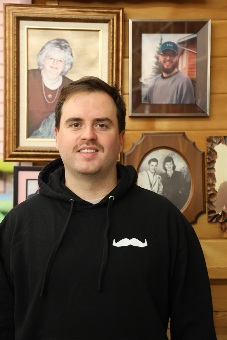 It’s moustache time again!