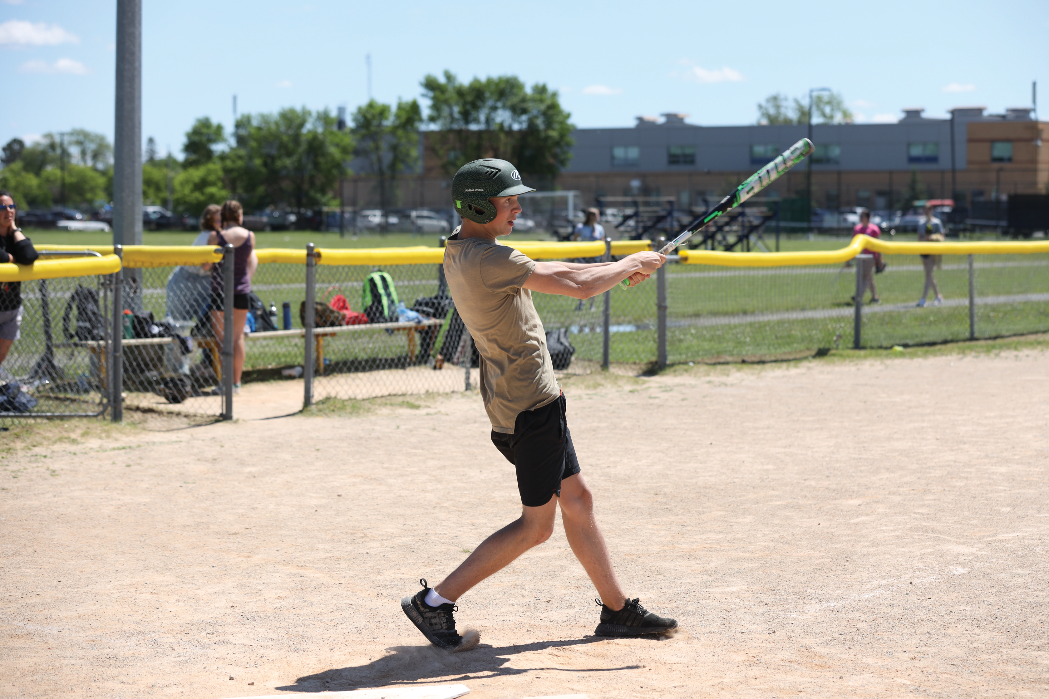 FFHS wraps up the year with a day of softball