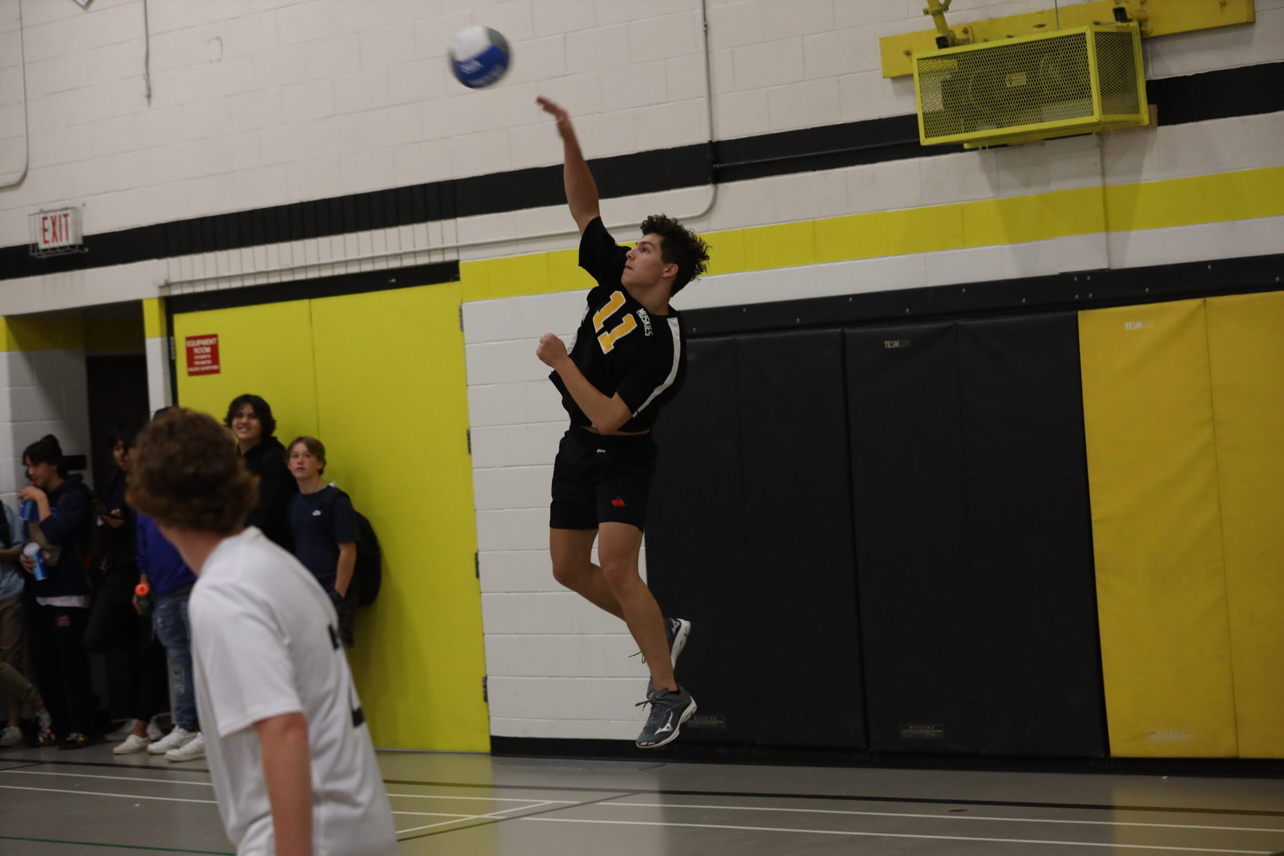 Muskies Court Sports