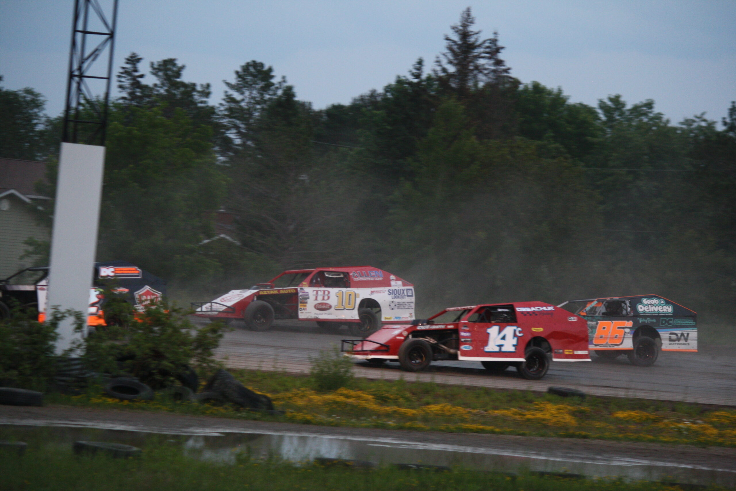 Weather dampens racing but not spirits at the Emo Speedway