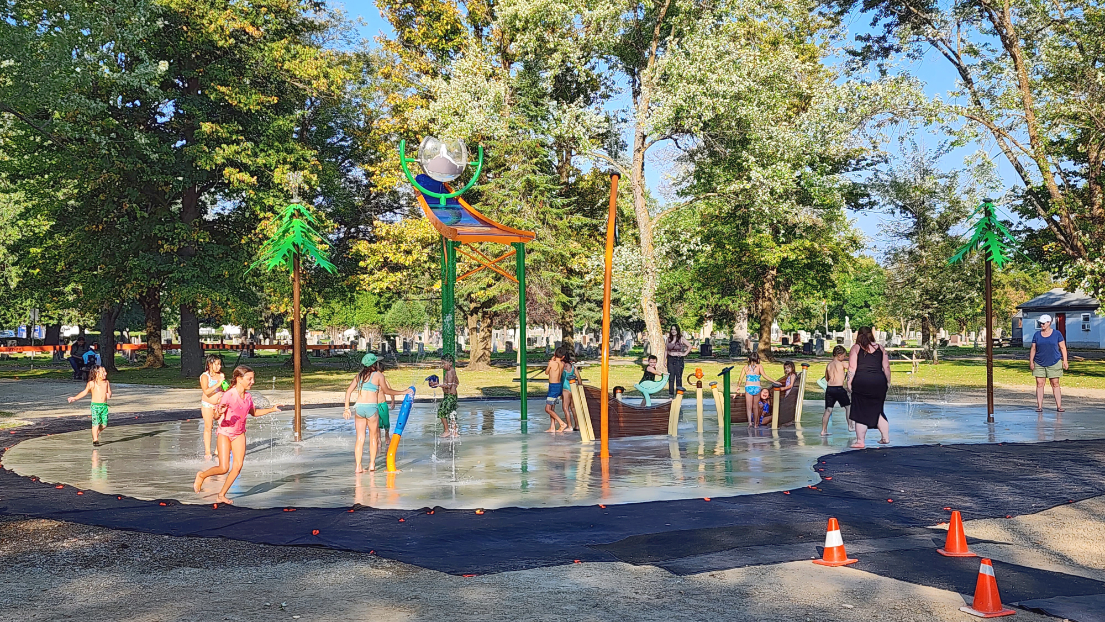 Spray parks unique features help keep cool over Labour Day weekend
