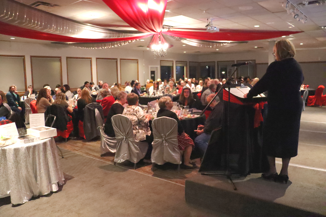 Local businesses and entrepreneurs recognized at annual Chamber of Commerce Business Awards