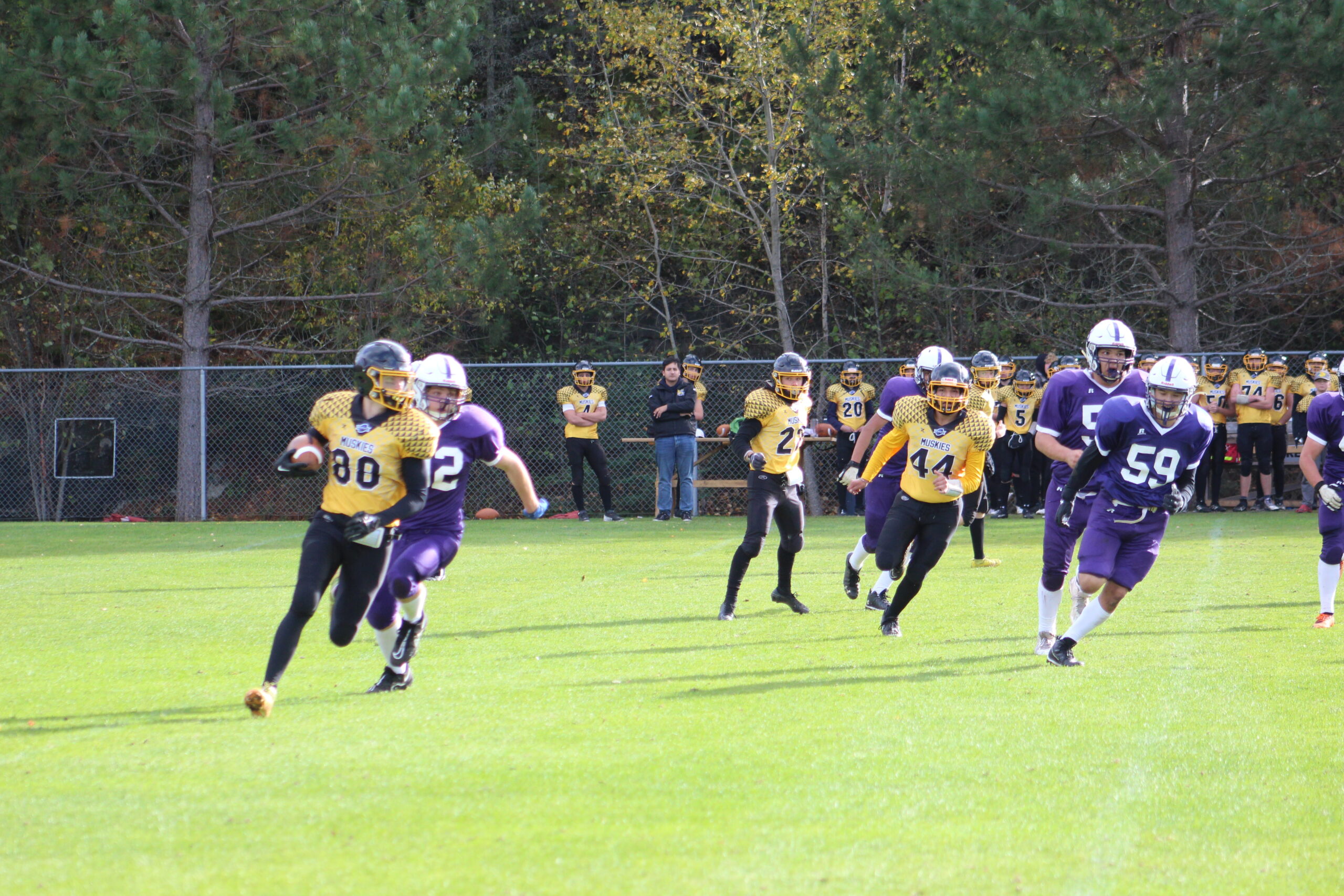 Muskies end winning streak with loss to Broncos