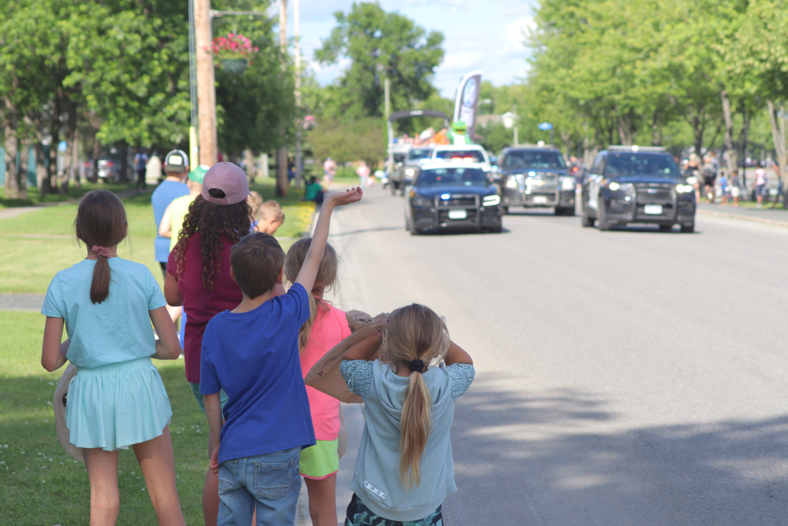 FFCBC Boat Parade helps kick off fishing festivities