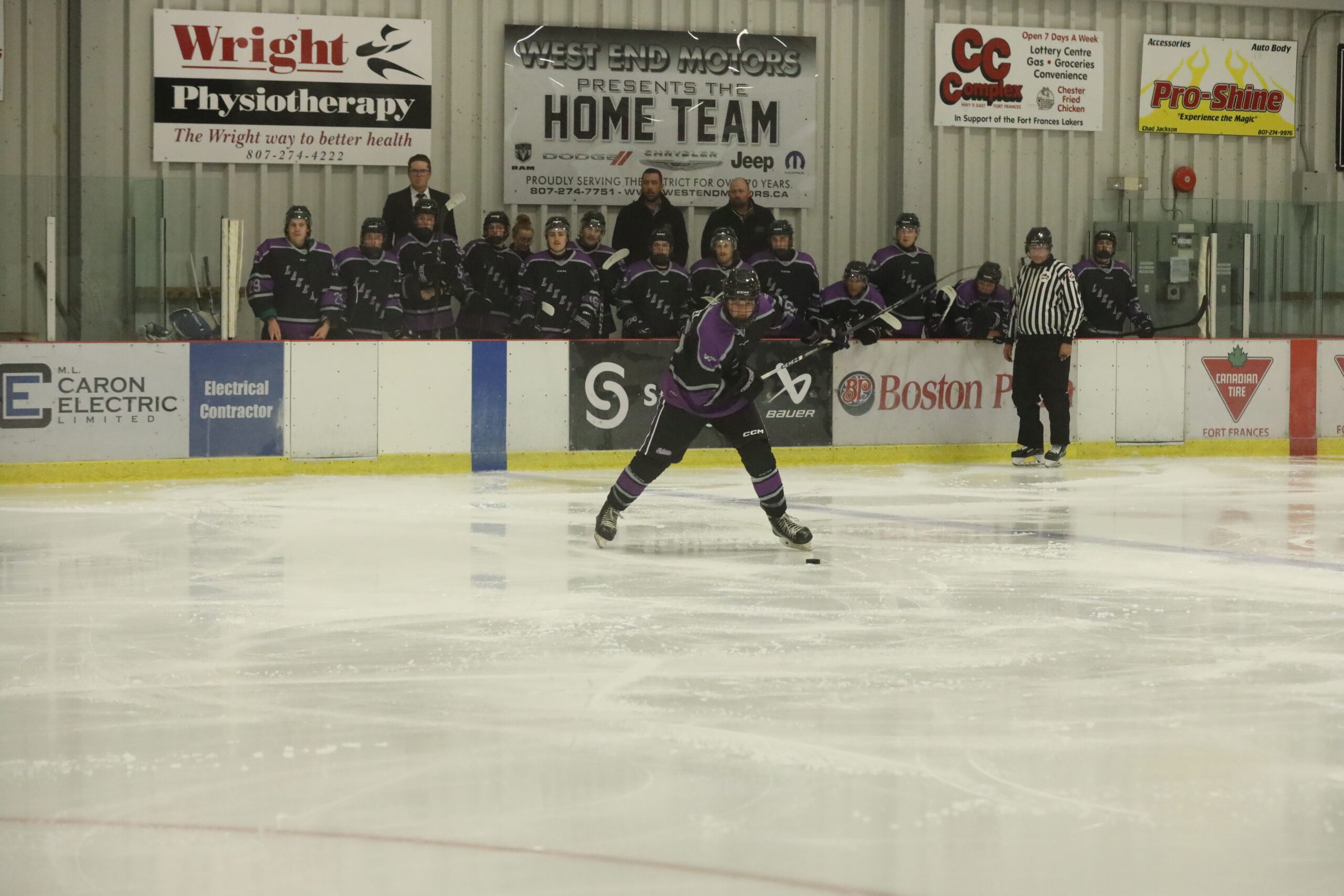 Lakers earn win, tie in first weekend back