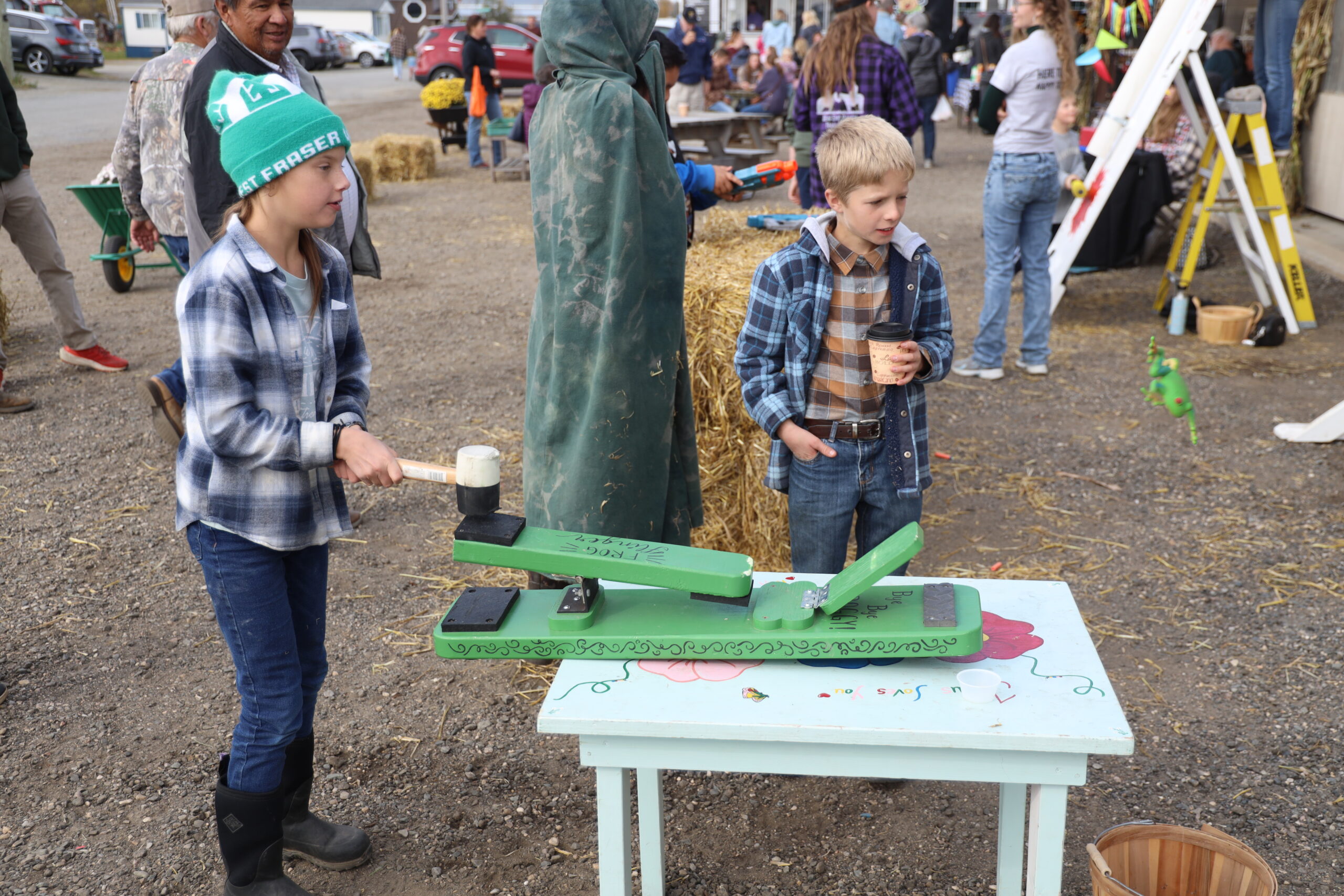 Fall fun at Emo Feed