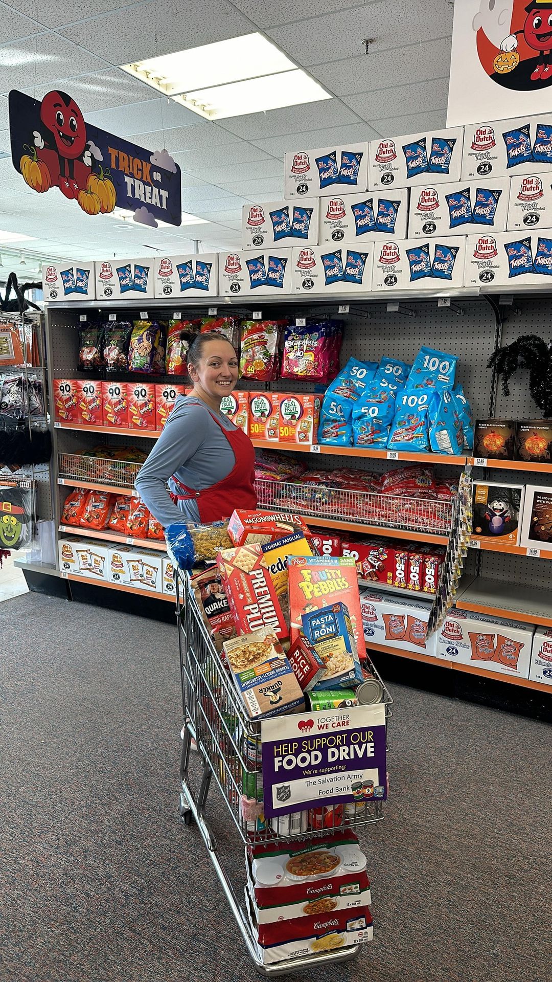 Food drive kicks off season of giving