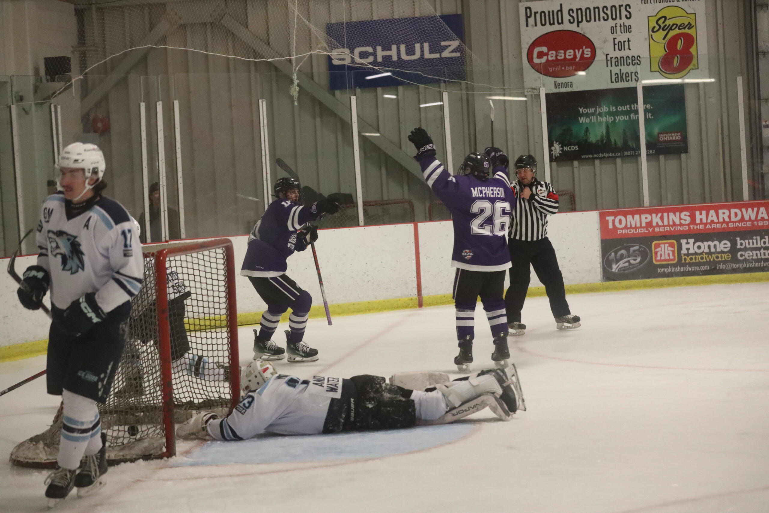 Simon Scores two as Lakers top Ice Dogs