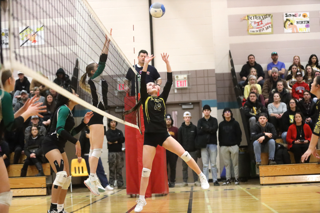 Girls volleyball team to play for OFSAA spot