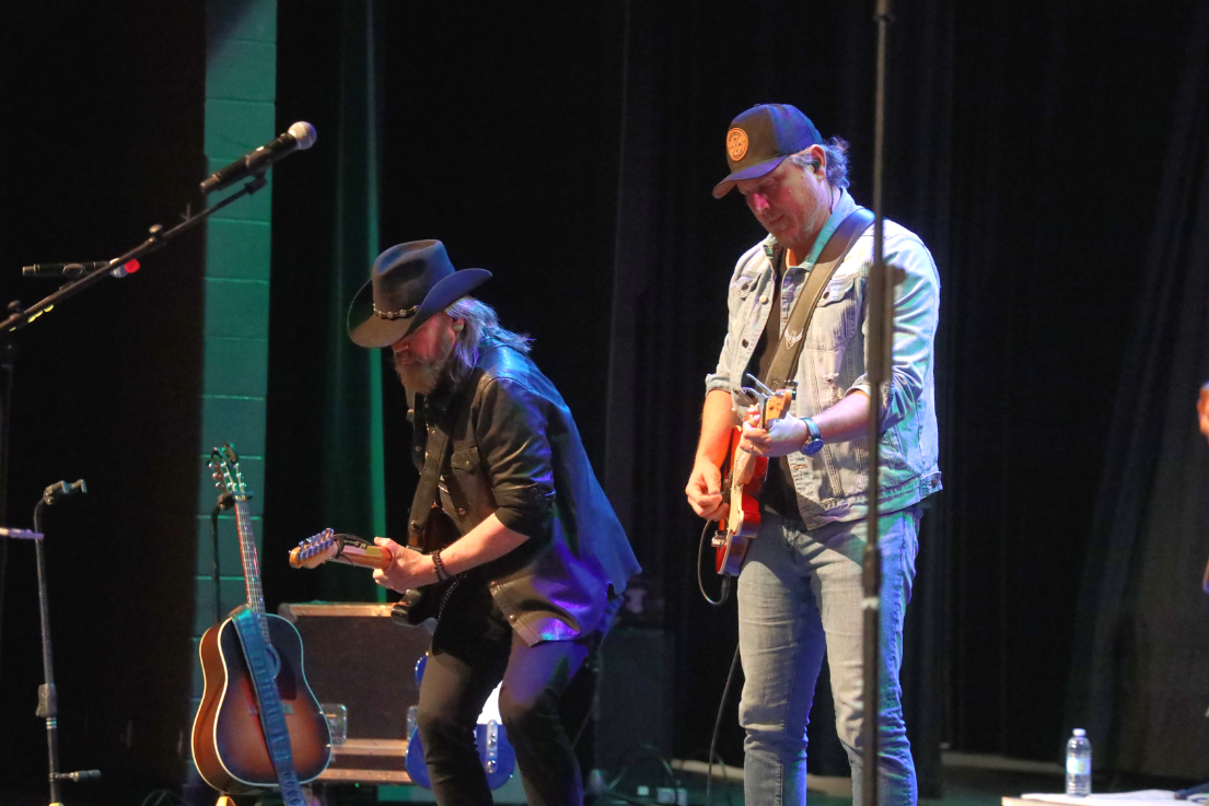 Country stars light up the Townshend stage for Great Canadian Road Trip 2.0