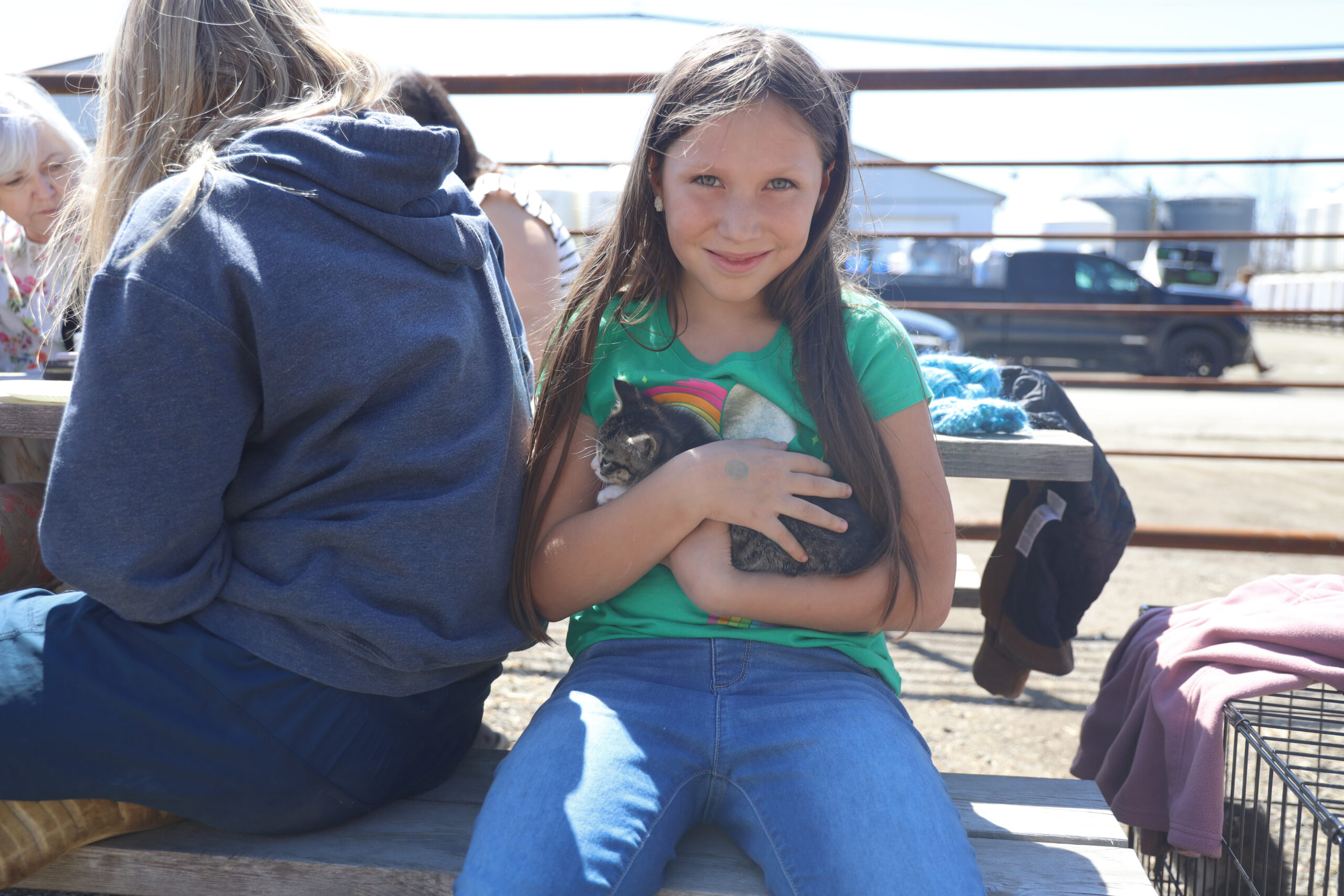 Warm, sunny weather hangs around for Emo Spring Fever Days