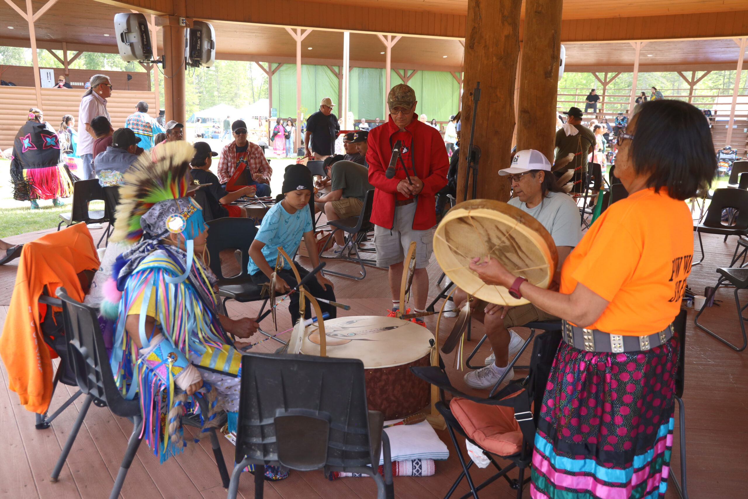 Mitaanjigamiing First Nation and Rainy River First Nations celebrate weekend powwows