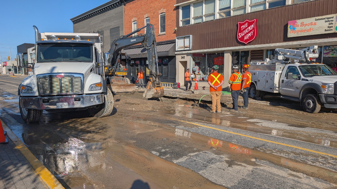 Messy morning on Scott Street