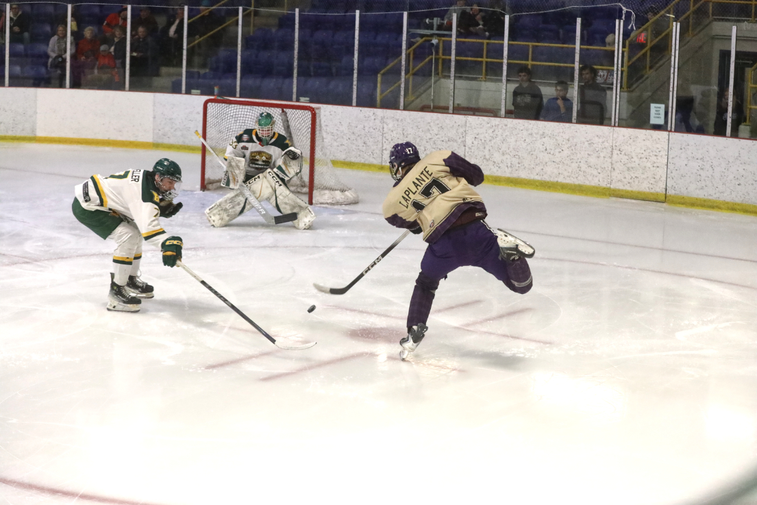 Lakers celebrate Family Day with a sweep of the Bombers