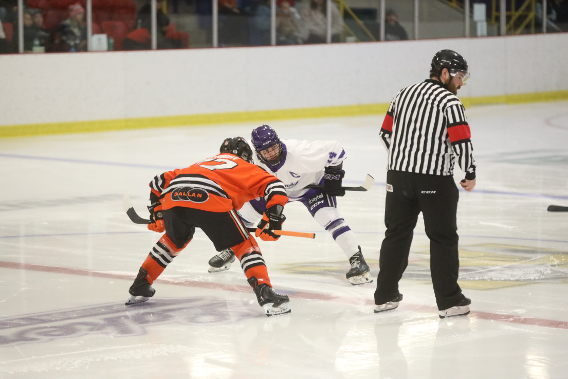 Lakers drop first away game in playoff run against Kam River, return to the ice for game four tonight