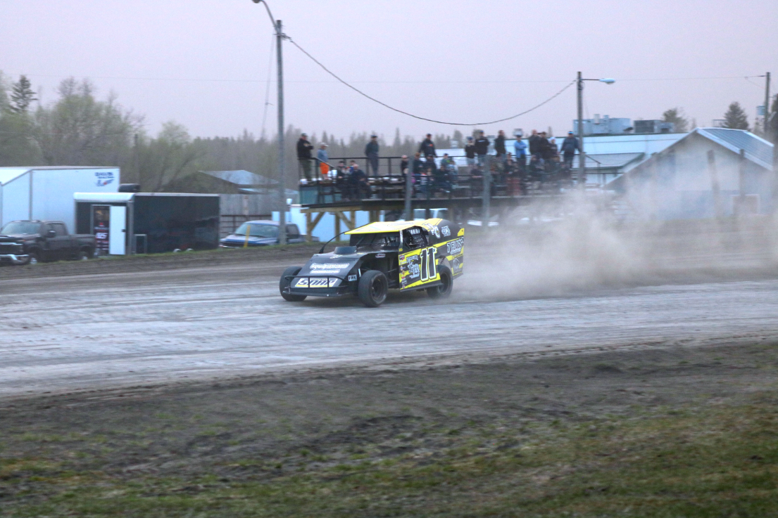 A beginner’s guide to the races at Emo Speedway this season